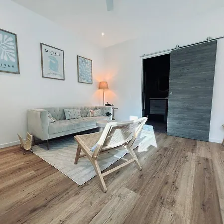 アパート E Mykonos T3 Avec Hammam & Lit King Size エペルネー